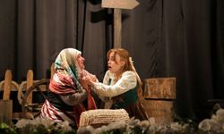 Sahneye Taşınan Acı Tarih! “Trabzon’un Kayıp Yılları”na Yoğun İlgi