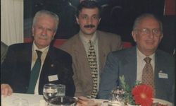 Demir’den Anlamlı Veda: Cindoruk ve Demirel Dönemi Anlatıldı