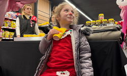 Trabzon’da Marketler Şenlik Alanına Döndü! GÜLMAR’dan 23 Nisan Sürprizi