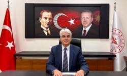 Sürmeneli Prof. Dr. Küçük Başhekim oldu: Kartal ona teslim