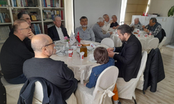 “Dijital Kuşatma” Uyarısı! Aile ve Gençler İçin Kritik Mesajlar