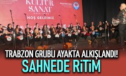 Trabzon Grubu Ayakta Alkışlandı! Sahnede Ritim Sesi...