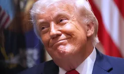 Trump’tan Umman’a Şok Tehdit: Hürmüz Krizi Büyüyor