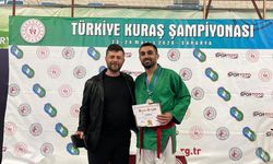 Düzköy Belediyesi Sporcuları Türkiye Kuraş Şampiyonasına Damga Vurdu