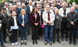 CHP heyeti maden ruhsatlarına tepki amacıyla Artvin'de vatandaşlarla bir araya geldi