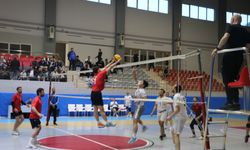 Of Kaymakamlığı Bahar Voleybol Turnuvası sona erdi