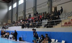 Of'ta düzenlenen liseler arası futsal müsabakaları sona erdi