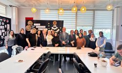 Samsun'da otizmli bireylerin annelerine anlamlı kutlama