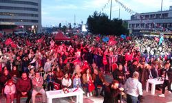 Anneler Günü'nde konser coşkusu