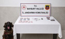 İstanbul'dan Bayburt'a yasaklı madde getiren 3 şüpheli yakalandı
