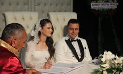 Trabzon’da Görkemli Nikah Töreni: Betül Zühre Ve Alaaddin Mutluluğa İmza Attı