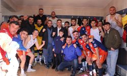 6 Gollü Fırtına! Maçka Belediyespor Play-Off’a Güçlü Girdi