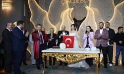 Altıntaş ve Yılmaztürk Ailelerinin Mutlu Günü Trabzon’u Buluşturdu