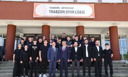 Trabzon Spor Lisesi’nde Dikkat Çeken Buluşma! Gençlere Gelecek Mesajı