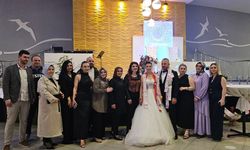 Berna Zeynep Yılmaz Ve Ömür Şen’in Aşkı Görkemli Bir Düğünle Evliliğe Taşındı