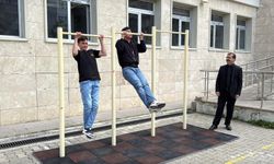 Artvin'de öğrencilerin fiziksel gelişimine destek için okullara barfiks istasyonu kuruluyor