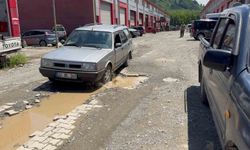 Rize'de su hattı çalışması sanayi esnafını mağdur etti