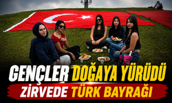 Şalpazarı’nda Gençler Doğayla Buluştu, Bayraktepe’de Türk Bayrağı Açıldı