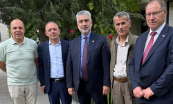 Yılmaz Büyükaydın 41 Yıl Sonra Lise Arkadaşlarıyla TBMM’de Buluştu