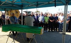 Saldırıda hayatını kaybeden Trabzonlu balıkçı son yolculuğuna uğurlandı