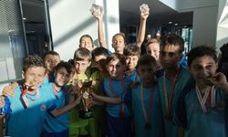 Çaykur Rizespor’un U10 Futbol Turnuvasında Şampiyon Rize İl Özel İdarespor Oldu