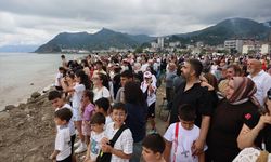 Türk Yıldızları Artvin semalarında gösteri uçuşu yaptı