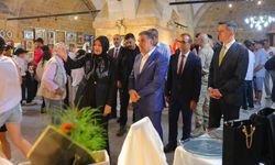 Bayburt'ta yöresel dokuma ve el sanatları sergisi açıldı