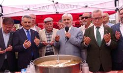 Yozgat'ta düzenlenen Aşure Günü programı yoğun ilgi gördü