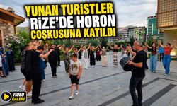 Rize’de Renkli Anlar: Yunan Turistler Tulum ve Kemençeyle Horona Durdu