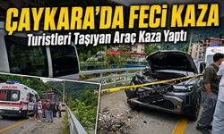 Trabzon’da Turistleri Taşıyan Araç Park Halindeki Otomobile Çarptı: 1’i Ağır 7 Yaralı