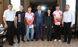 Arsin’in Gururu Öğrenciler Belediye Programında Buluştu: Başkan Bilgin’den Tam Destek Mesajı