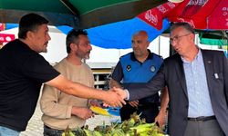 Başkan Hüseyin Azizoğlu Salı Pazarı’nda Esnaf Ve Vatandaşlarla Buluştu