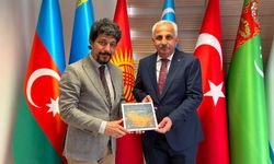 Turan Ülküsü Derneği Anıtkabir’de Ata’nın Huzuruna Çıktı