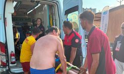 Yasak Bölgede Denize Girdi, Cankurtaranlar Hayata Döndürdü
