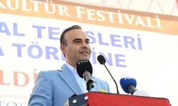 Bakan Kacır: 'Geleneğimize, bizi biz yapan değerlerimize, manevi birikimimize ne kadar sahip çıkarsak geleceği o kadar güçlü şekilde inşa edebiliriz'