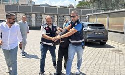 Bir kişiyi bıçaklayarak öldürdüğü öne sürülen zanlı adliyeye sevk edildi