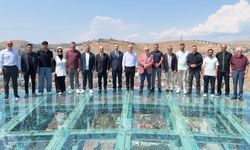 İletişim Başkanlığı Erzincan Bölge Müdürü Ödeş, Bayburt'ta gazetecilerle buluştu