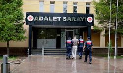 4 yıl hapis cezası bulunan firari hükümlü yakalandı