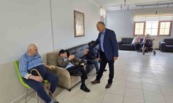 Huzurevi sakinleriyle bir araya geldiler