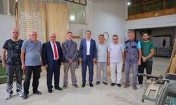 Vali Eldivan, sanayi sitesindeki esnafla bir araya geldi