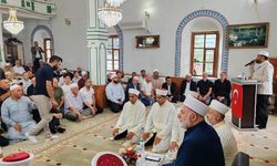 Bayraktar, Of Gürpınar’da Hafızların İcazet Heyecanına Ortak Oldu