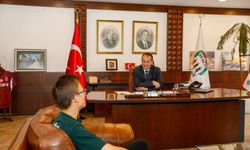 YKS Türkiye Birincisi Abdullah Uslu Başkan Ekim’le Buluştu