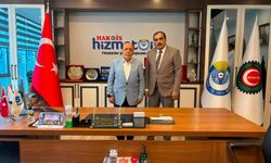Mahmut Arslan Trabzon’da Hizmet-İş Teşkilatıyla Buluştu: Birlik Mesajı Verildi