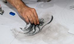 Kömür çuvalından çıkan sanat: Bergen’i böyle çizdi