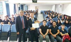 30 akademisyen 30 farklı lisede ilk derse konuk oldu