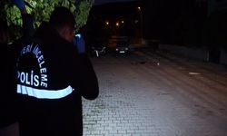 İki grup arasında kürekli kavga: 2 otomobil zarar gördü