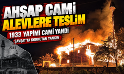 Şavşat’ta Ahşap Cami Yangını: 1933 Yapımı Yapı Kullanılamaz Hale Geldi
