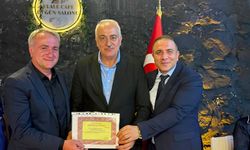 Hayrat Kaymakamı Selçuk Baş’a Veda: Fahri Hemşehrilik Beratı Verildi
