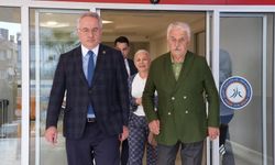 Avrasya Üniversitesi’nden İzmir’e önemli ziyaret: Ömer Yıldız rektörlükte ağırlandı