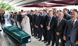 Şeref Malkoç’un acı günü: Dayısı Cemal Malkoç son yolculuğuna uğurlandı